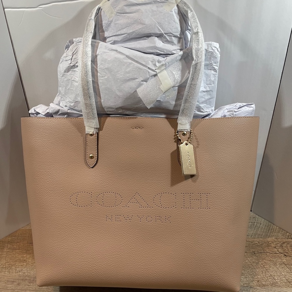 Authentic Coach New York Tote